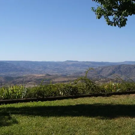 Quinta Das Aveleiras - With 3 In Douro, With Wonderful Mountain V... *
